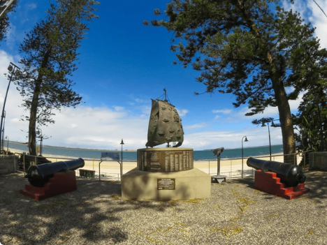 the arrival of the first fleet at botany bay